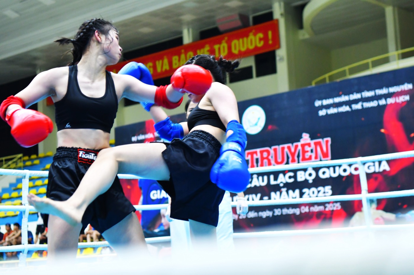 Full-contact combat competition