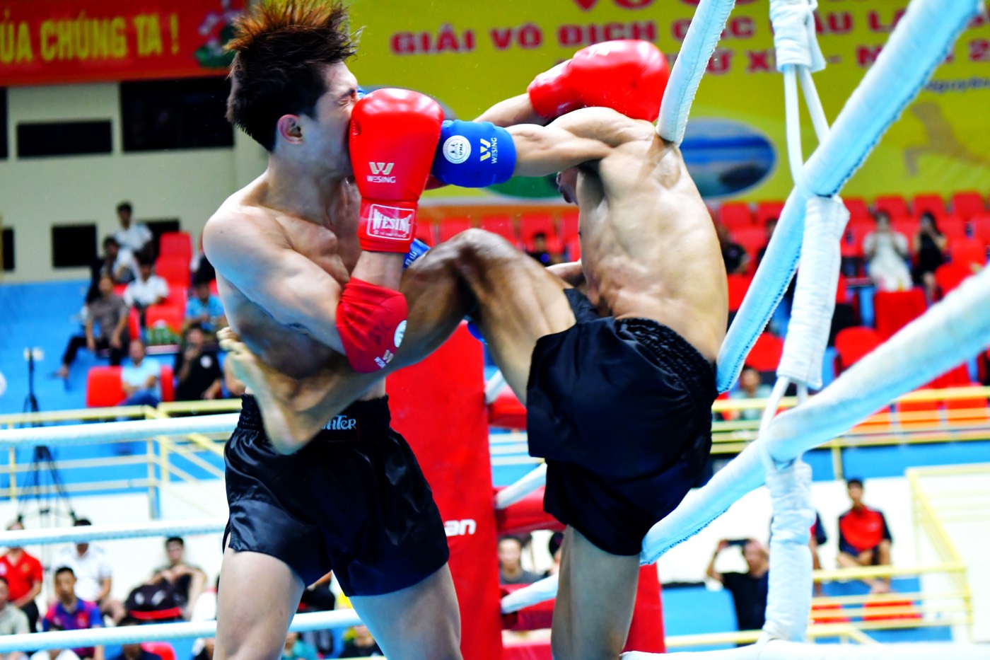 Full-contact combat competition